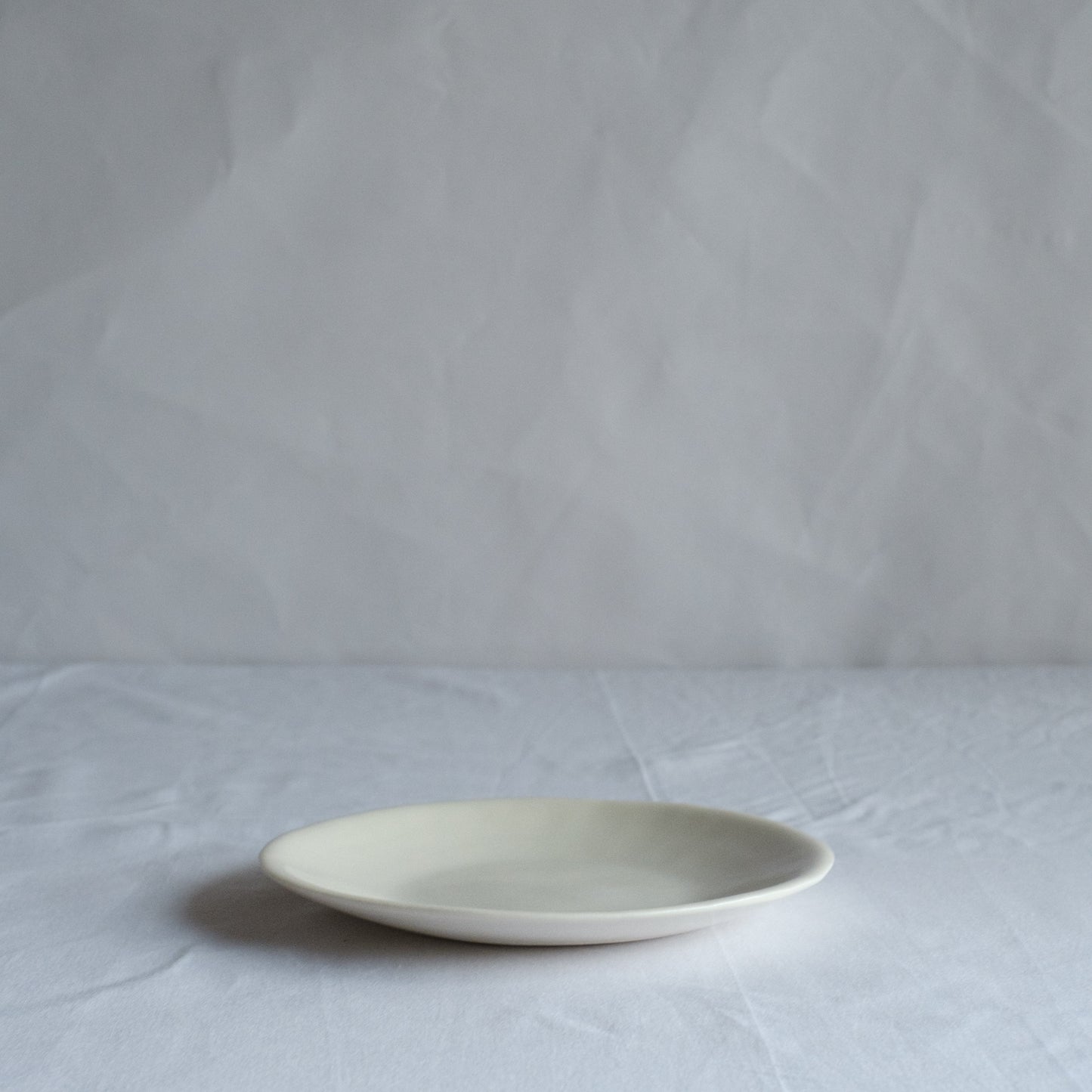 小皿 丸 17cm / 谷口晃啓